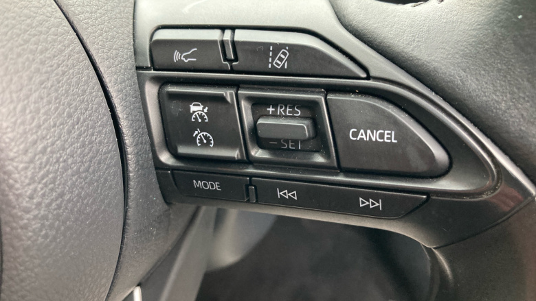 Toyota Yaris Cross 1.5 Hybrid Icon 5dr CVT Hybrid Estate